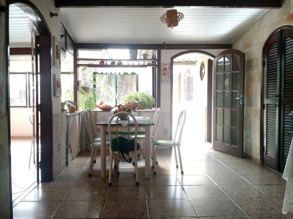 Guest house Suites Tropicana Guesthouse