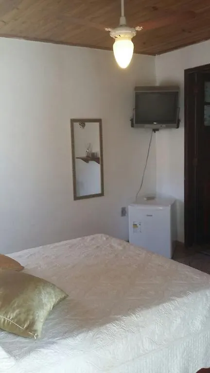 Suites Tropicana Guesthouse Кабу-Фриу