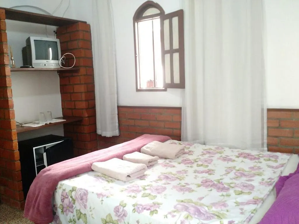 Suites Tropicana Guesthouse Кабу-Фриу Бразилия