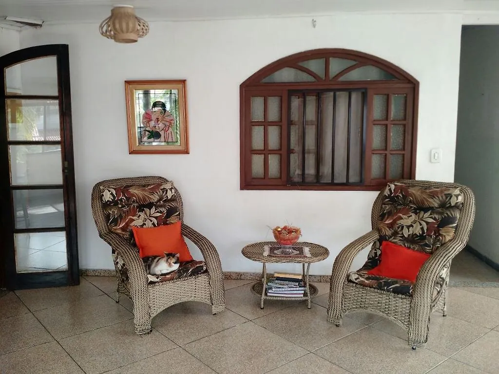 Suites Tropicana Guesthouse Кабу-Фриу